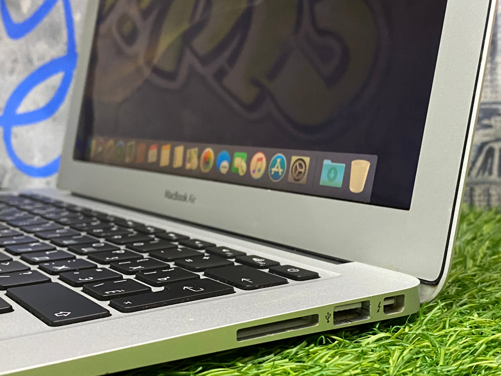 MacBook air 13 2014 i5/4gb/