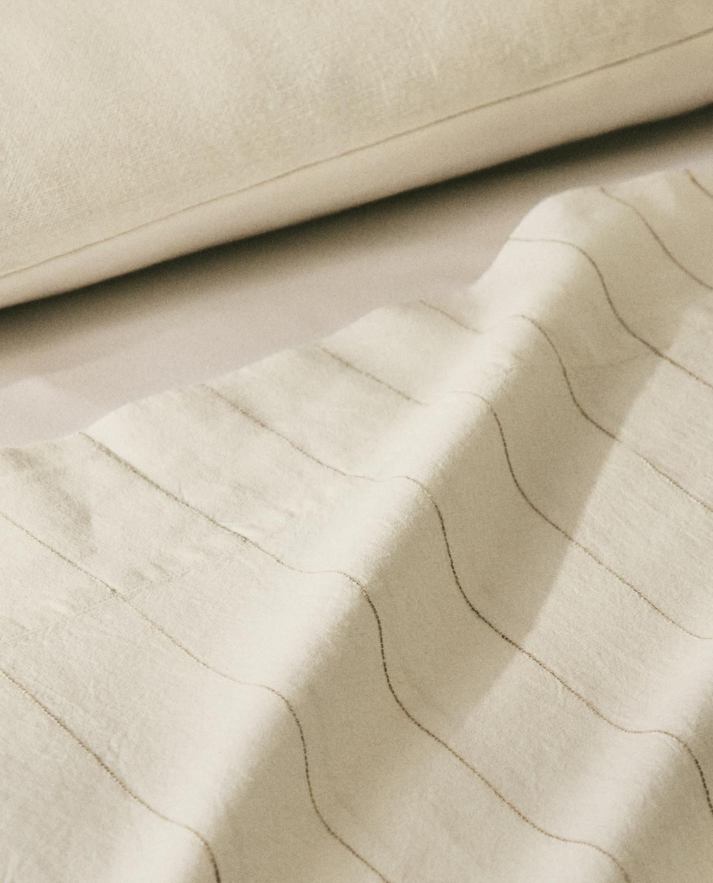 Zara Home - Простыня из хлопка и льна в полоску, белый, 270x280 см