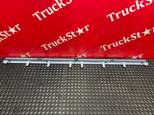 Солнцезащитная шторка 2022г.