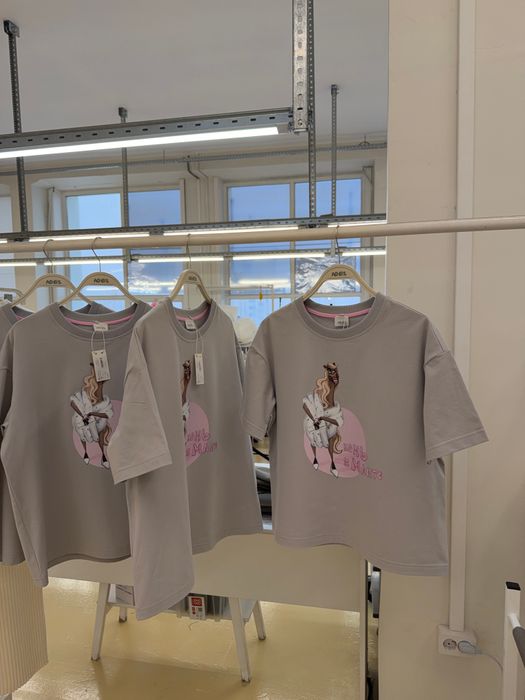 ФУТБОЛКА РАЙМ ДЫМЧАТЫЙ КОНЬ В МАНТО