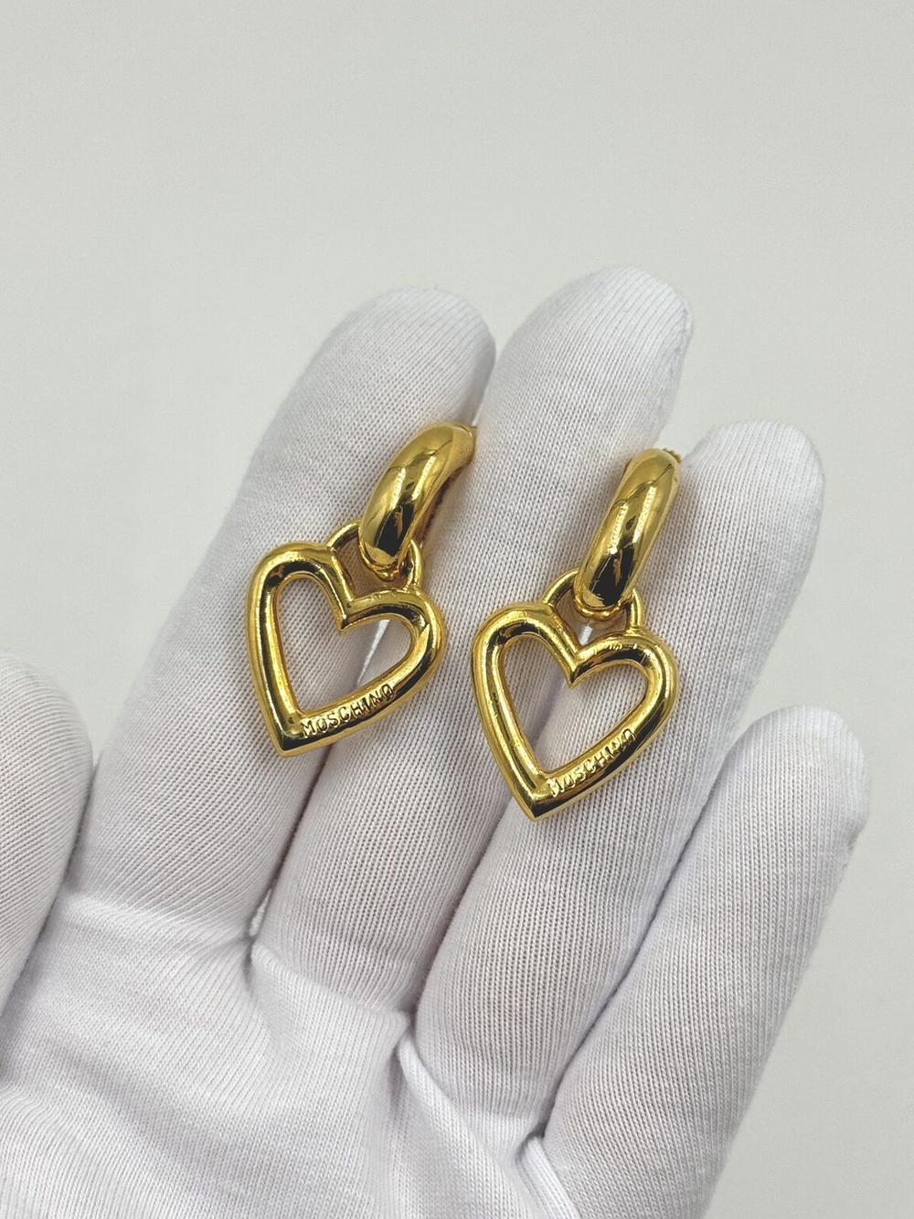 Клипсы с подвесками Сердце Moschino