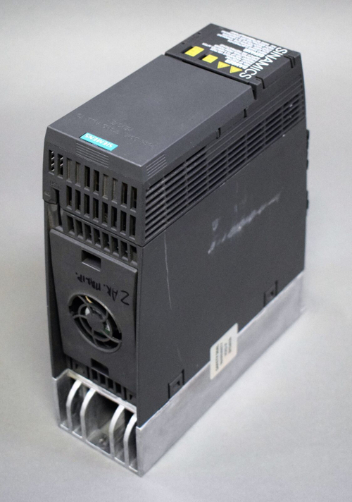 SIEMENS 6SL3210-1KE12-3AF1