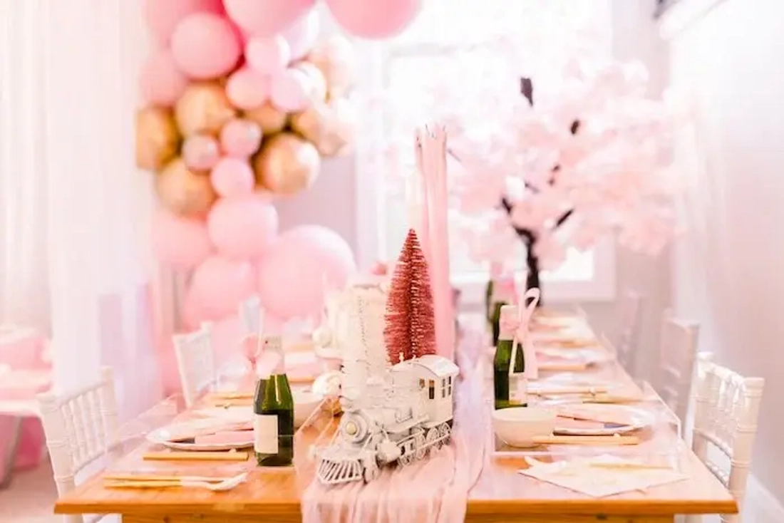 Розовая вечеринка Полярный экспресс