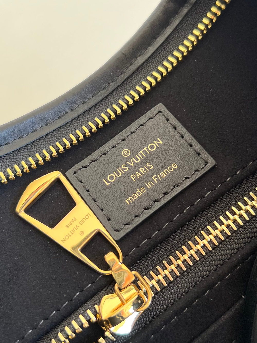 Louis Vuitton CarryAll PM
