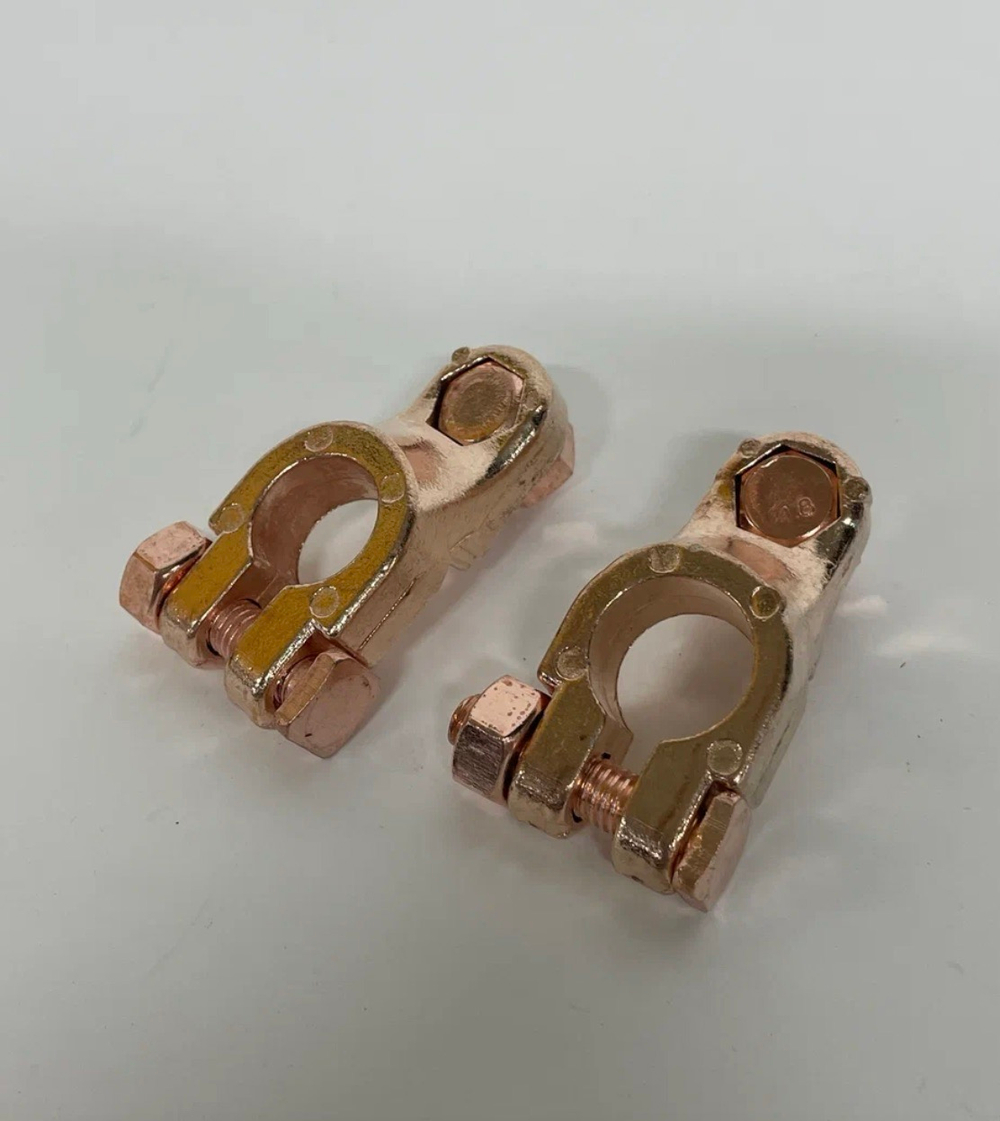 Клеммы АКБ с медным напылением и болтовым соединением провода, усиленные, Медник (2 шт. / в комплекте)