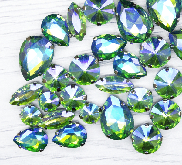 МФ-24 Хрустальные стразы в металлических цапах, форма страз: МИКС, Светло-зеленый AB, 10 шт/упак.