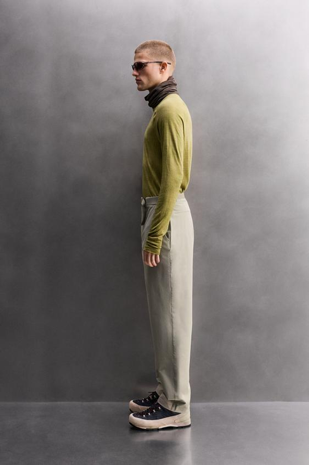 ZARA БРЮКИ КАРГО ДЛЯ ТРЕККИНГА ИЗ ВЫСОКОТЕХНОЛОГИЧНОЙ ТКАНИ, ПЕСОЧНЫЙ