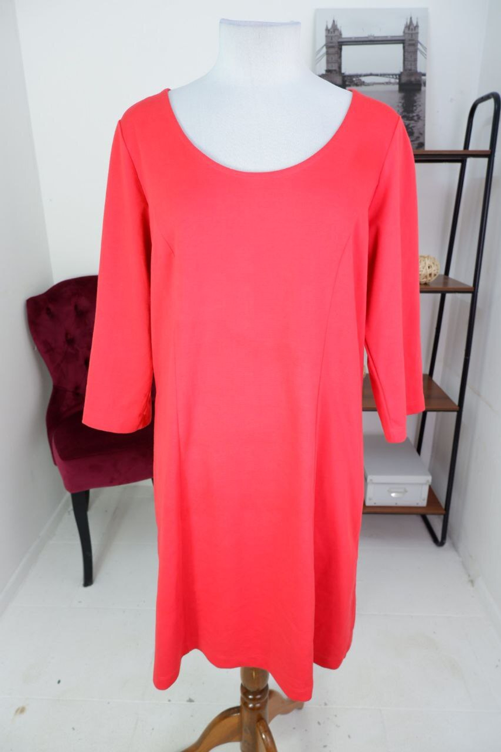 Платье Janina весеннее 50-52 размер