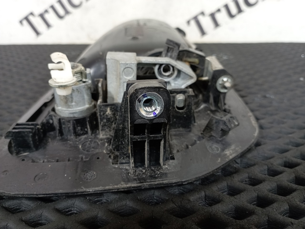 Ручка двери наружная левая