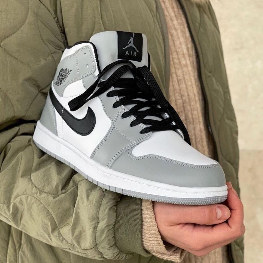 Nike Air Jordan 1 Smoke Grey С МЕХОМ