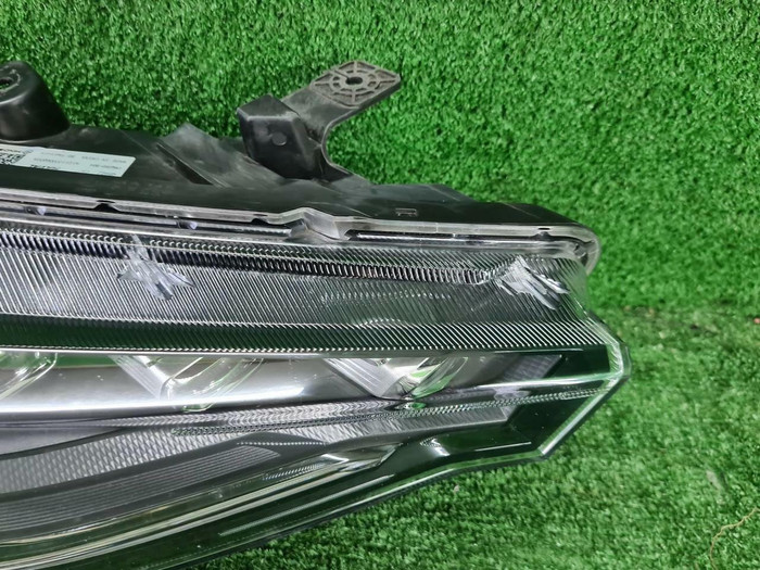 Фара правая Haval F7 (2018-2024) LED