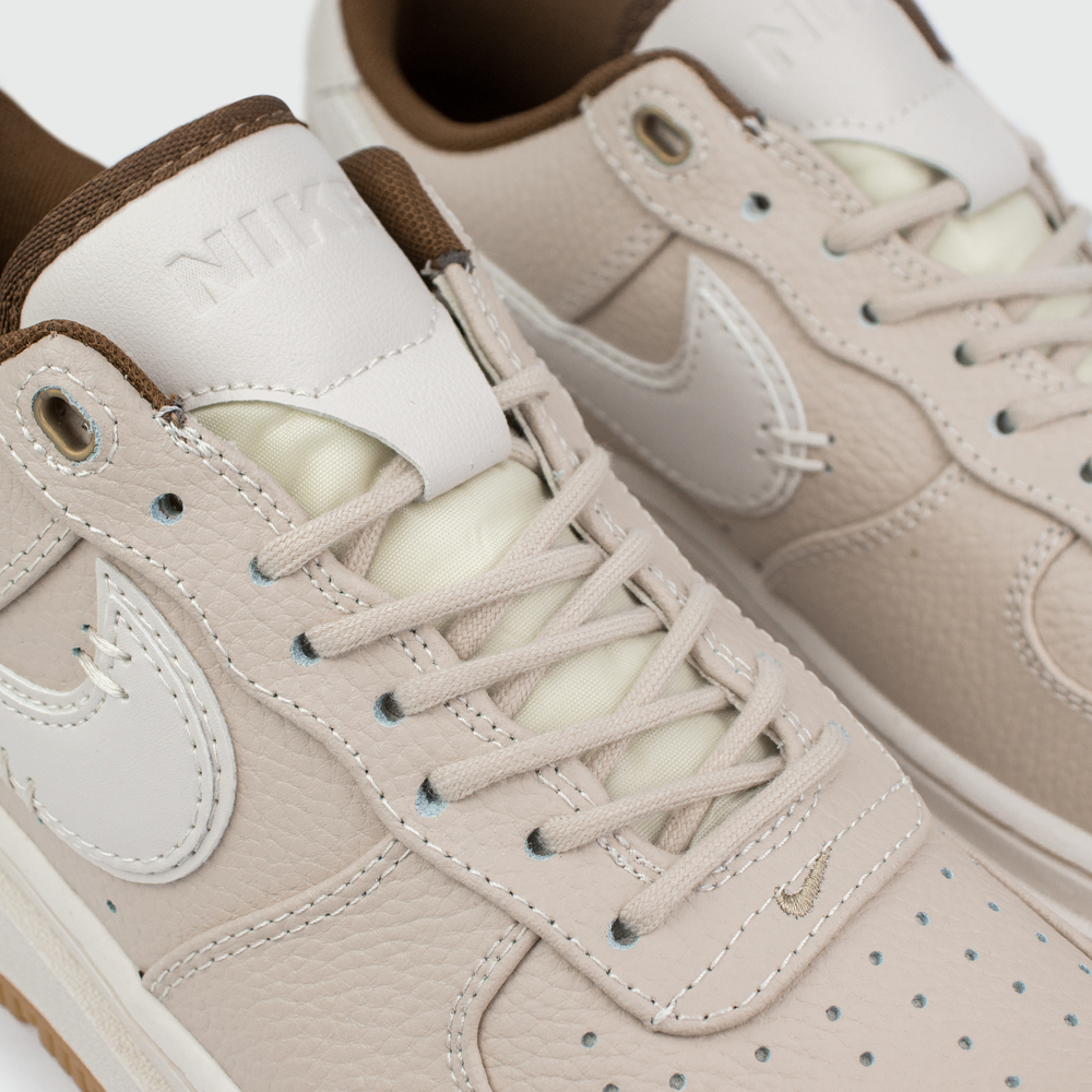 Кроссовки Nike Air Force 1 Low Luxe Wmns Beige