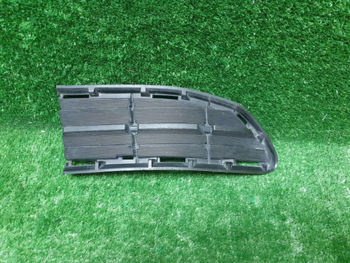 Решетка бампера левая Toyota RAV 4 ca40 (12-15)