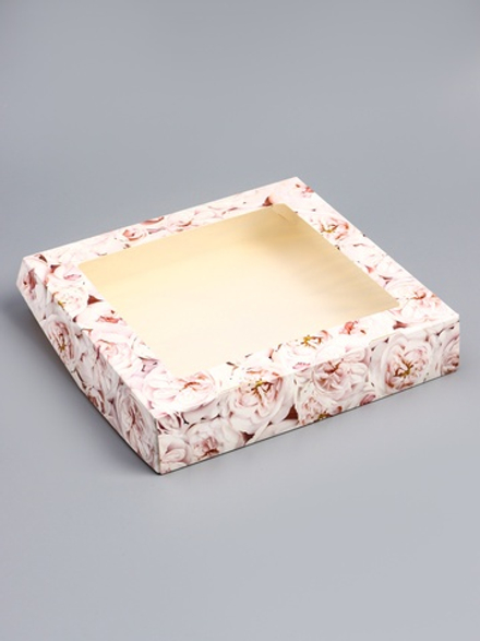 Коробка складная с окном "Пионы", 20 х 20 х 4 см