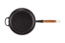 Le Creuset - Сковорода чугунная 26см, черная матовая / артикул   20258260000422  / GTIN 024147324256