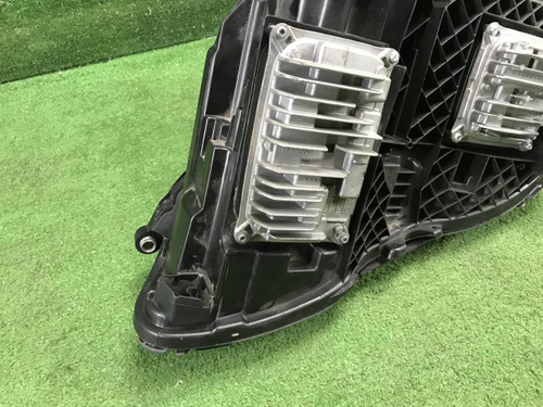 Фара правая Mercedes E W212 (13-16) LED В сборе