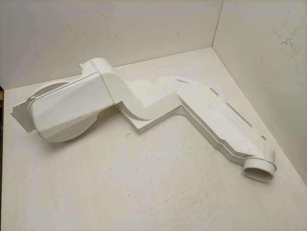 WD54330/02 кт36 Вентиляционный канал сушки для стиральных машин Siemens 6707151 б/у