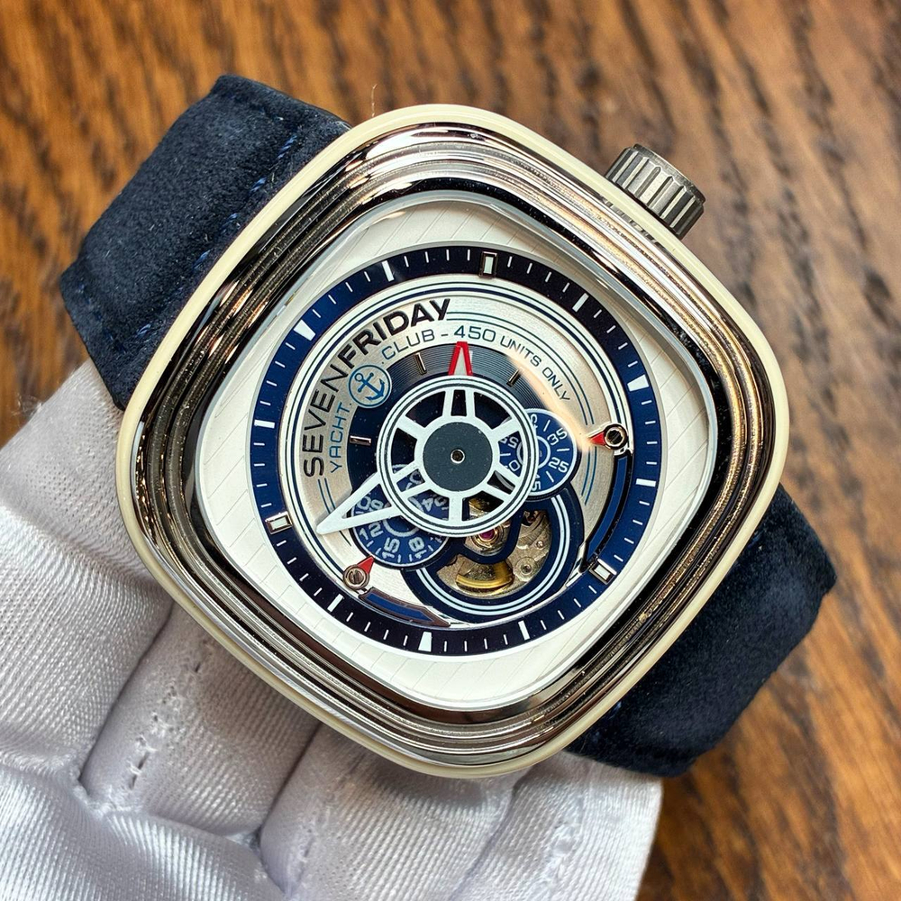 Часы мужские Sevenfriday
