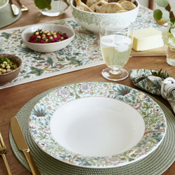 Spode - Плита Моррис и Ко Клубничный вор глубиной 26 см. / артикул   MCO45746-D  / GTIN 00878647