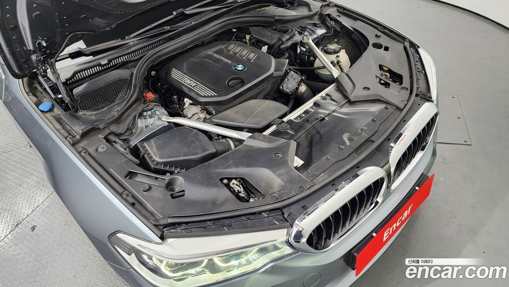 BMW 5 Series (G30) 520d M Sports Plus (09.2019)