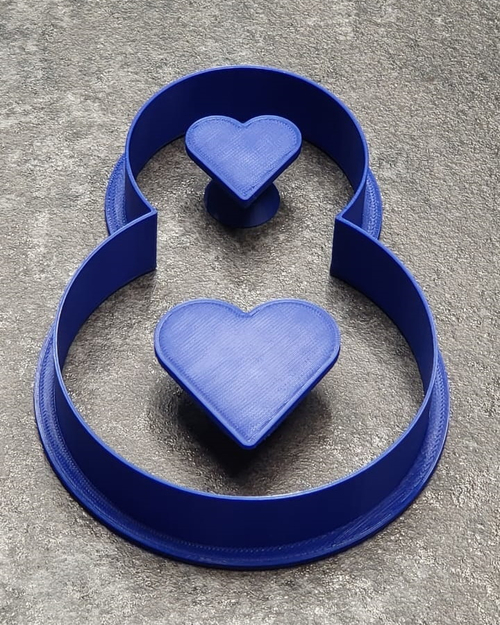 Комплект трафарет "Восьмерка с 2 сердцами"