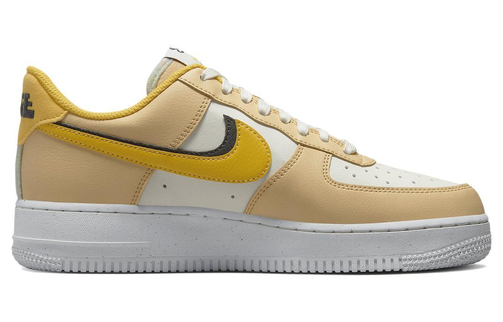 Кроссовки Nike Air Force 1 Low "82" (Женская размерная сетка)