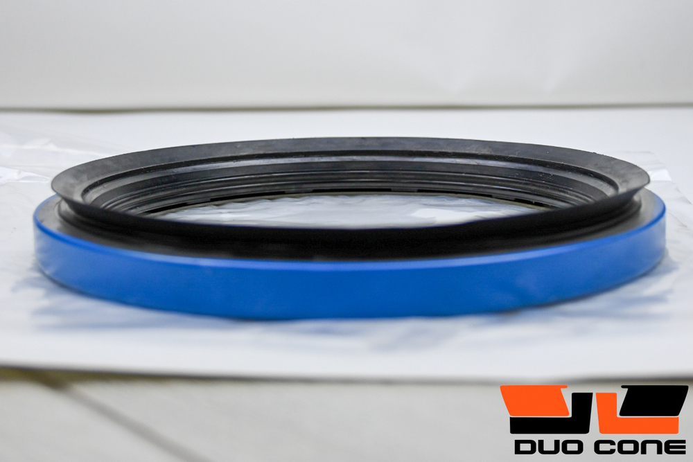 Армированная манжета Сальник RE154869 для редукторов спецтехники John Deere-3