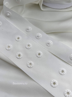 Тесьма с кнопками белая широкая