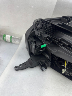 Передняя LED фара для Leapmotor L60