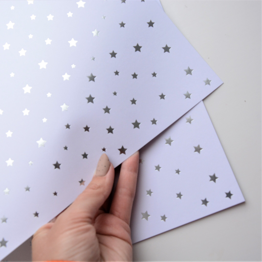 Лист односторонней бумаги с фольгированием, цвет белый, Серебрянные Звезды 30,5х30,5 см