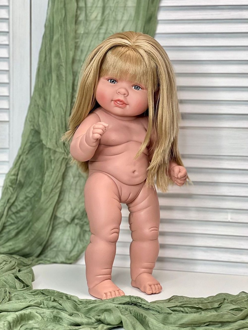 Кукла Manolo Dolls виниловая Manolita 47см в пакете (7282)