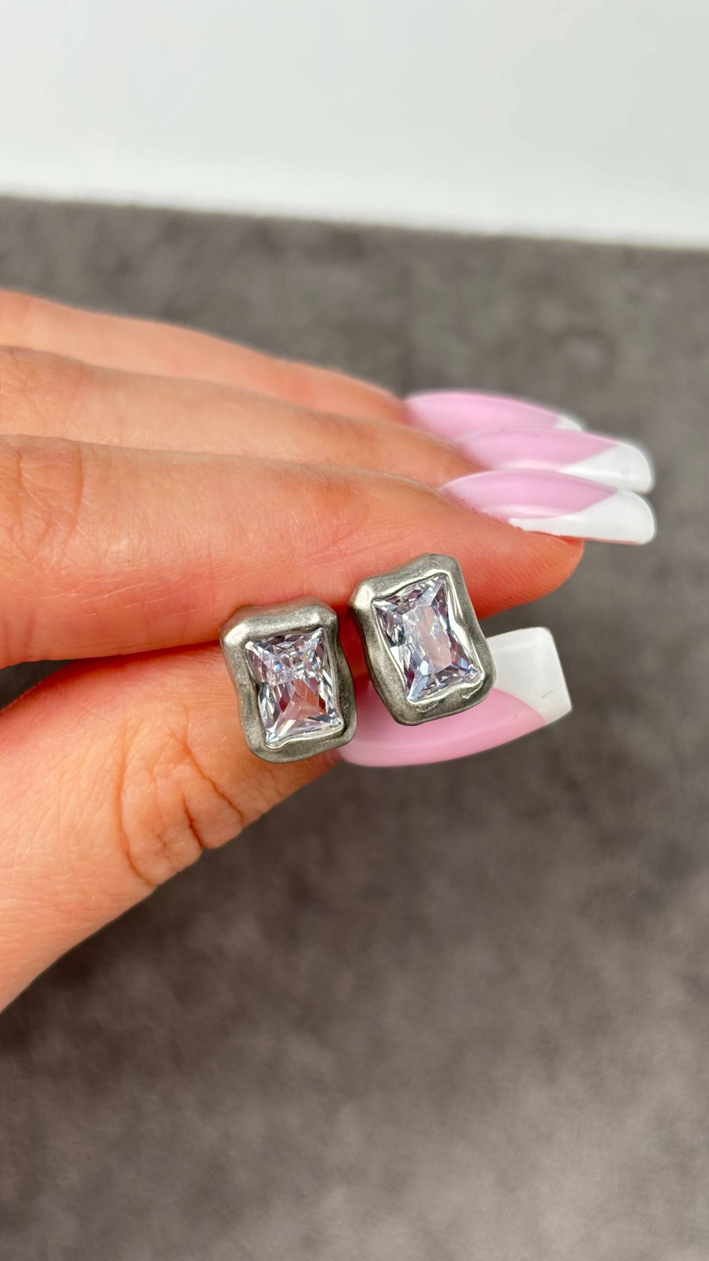 Серьги "DEEP SHANE" в матовом покрытии