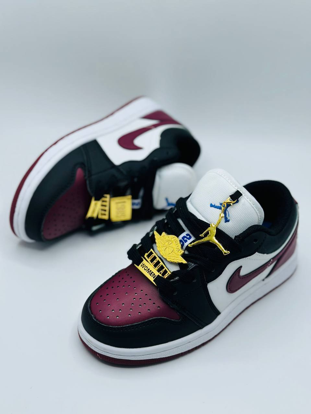 Детские кроссовки Nike Air Jordan Low