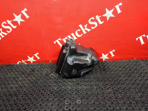 Бачок омывателя лобового стекла