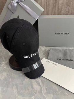 Бейсболка Balenciaga