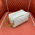 Louis Vuitton Locker Dopp Kit