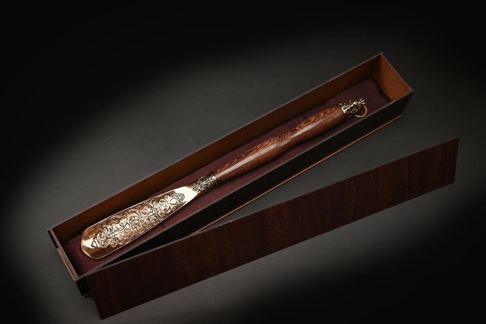 Ложка для обуви "Лев VIP"