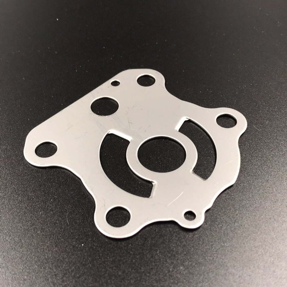 Пластина помпы охлаждения Yamaha 60-70, F40-60 (Yamaha)