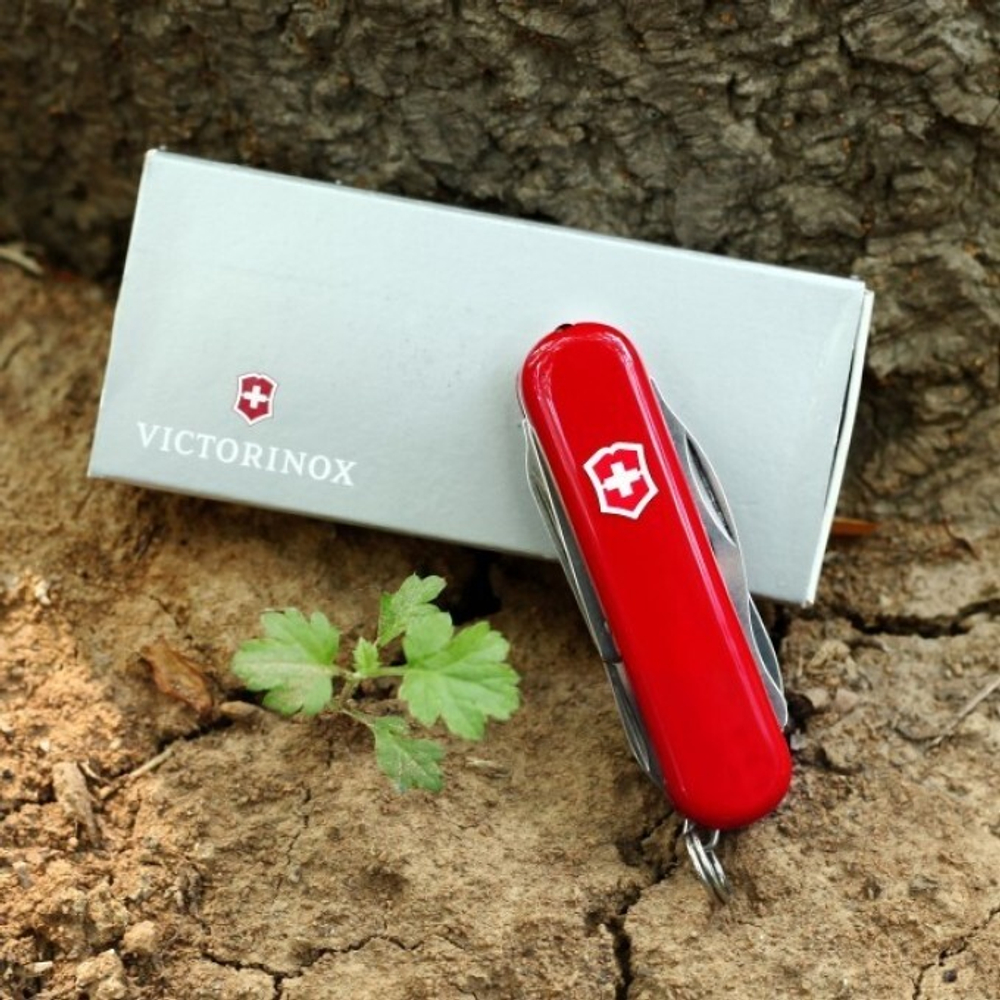 Нож-брелок Victorinox Classic Midnite Manager, 58 мм, 10 функций, красный