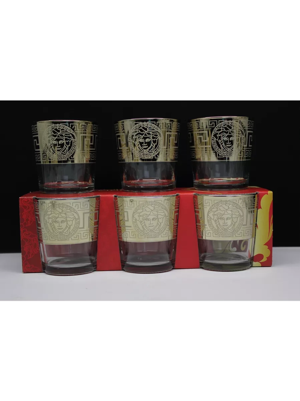 Стакан для напитков сока и воды