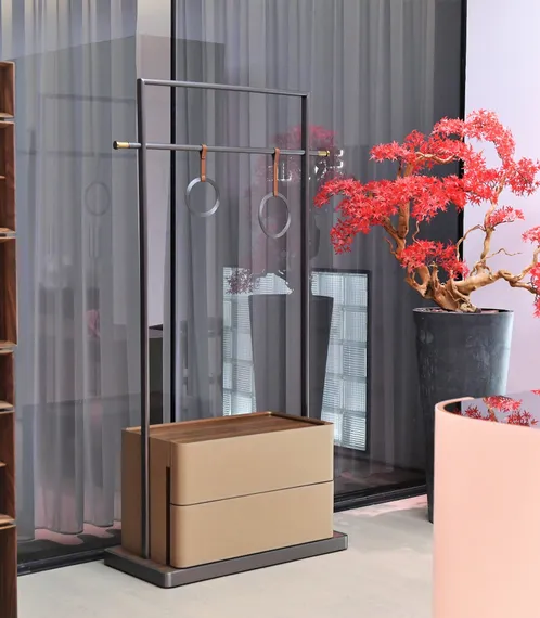 Комод с вешалкой 4591, 190-100 см, экокожа, шпон ореха