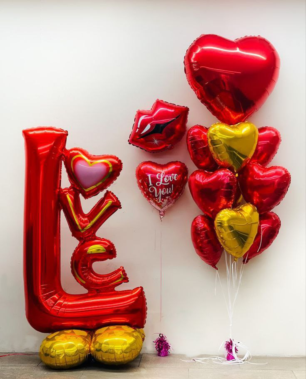 Фольгированный шар-фигура «LOVE» AIR, 147 см