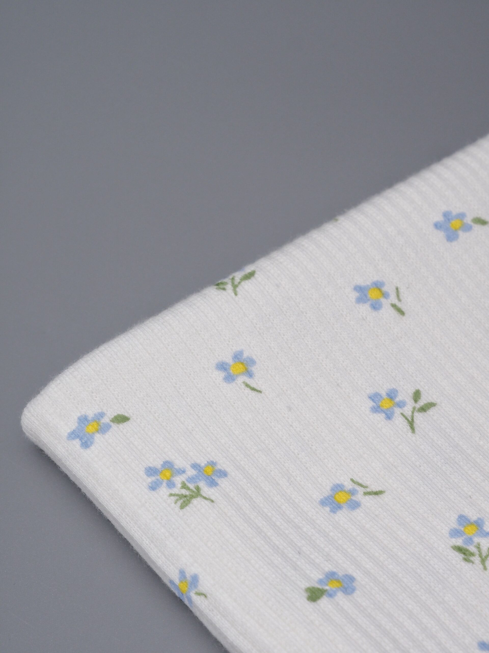 Ткань кашкорсе лайкра с хлопком, нежная, цвет теплый белый с принтом, ширина 145 см