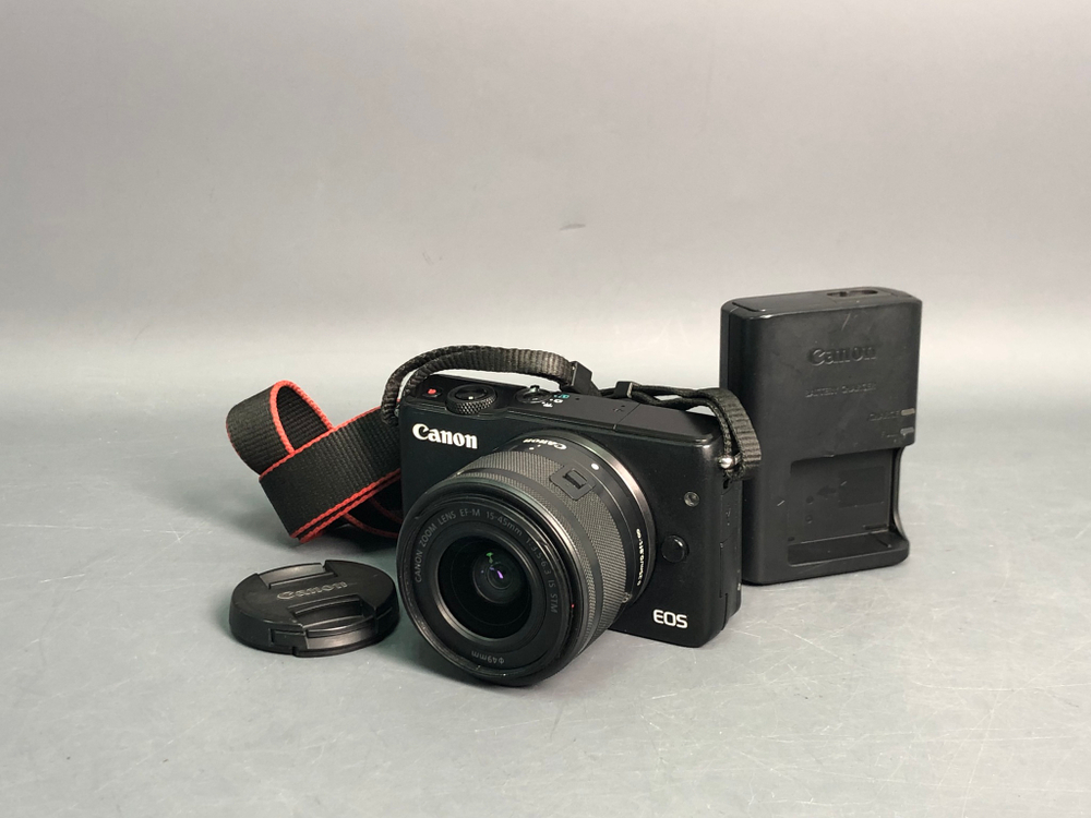 Canon EOS M10 Kit 15-45mm IS STM