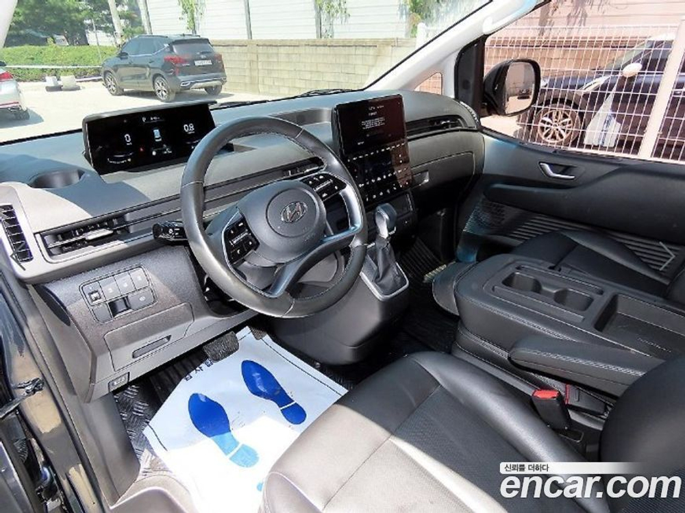 Hyundai Staria Tourer 11-и местный (10.2021)