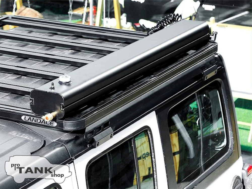 Бак для воды 36Л LANDACE (с установочными кронштейнами)