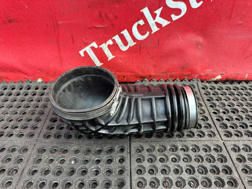 Патрубок воздушного фильтра 2023г.