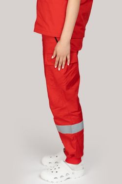 Брюки-джоггеры летние женские Скорая помощь MedicLine цв. КРАСНЫЙ