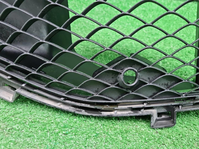 Решетка перед. бампера Mercedes GLE C292 15-19 AMG