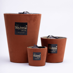 Свеча ароматическая 400г Victoria with Love Velvet cognac